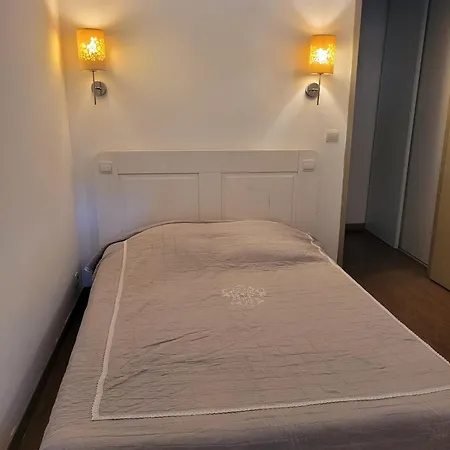 Apartament Loris *